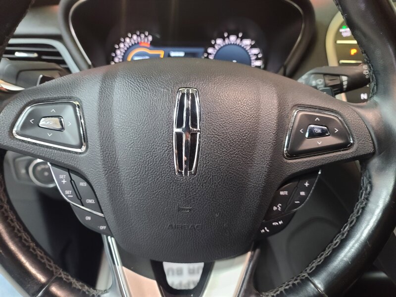 2017 Lincoln MKC Select Image 32 of 43