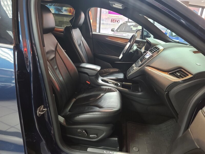 2017 Lincoln MKC Select Image 15 of 43