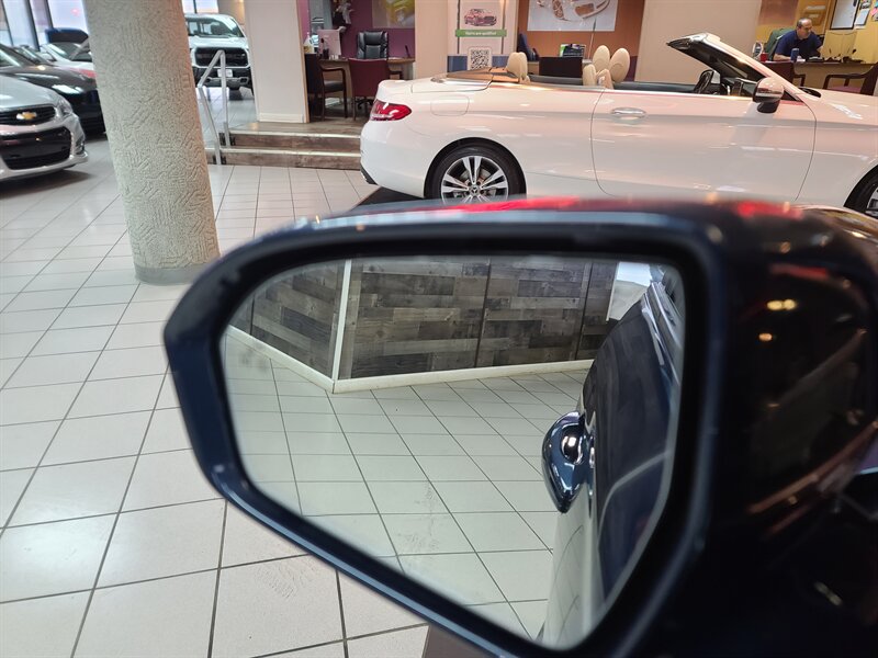 2017 Lincoln MKC Select Image 36 of 43