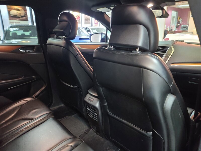 2017 Lincoln MKC Select Image 16 of 43