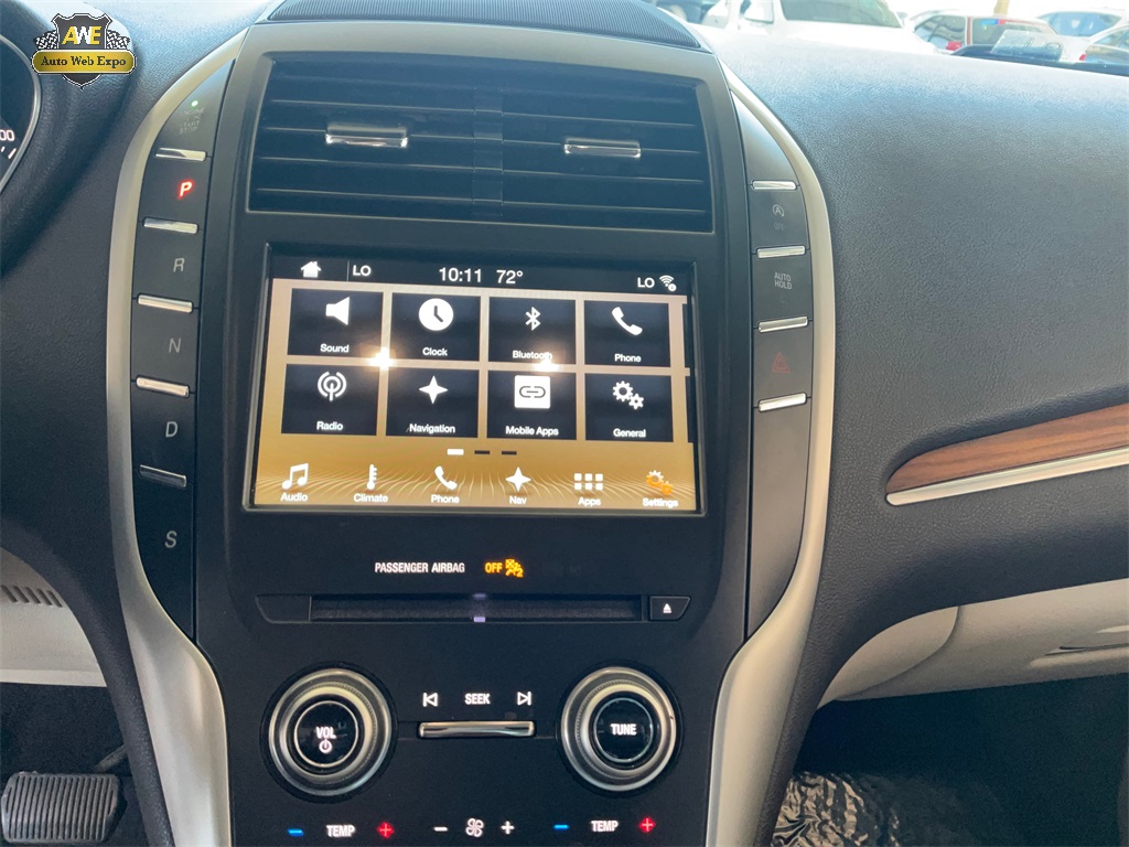 Vehicle image 36 of 59