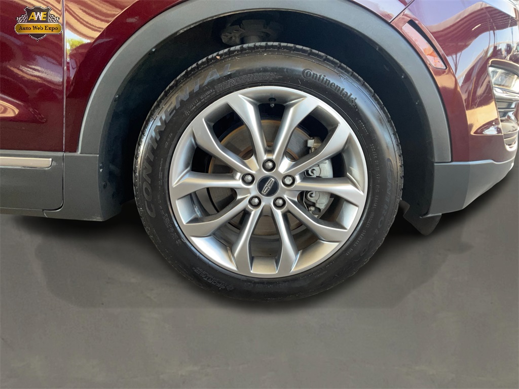 Vehicle image 8 of 59