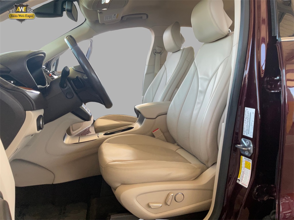 Vehicle image 24 of 59