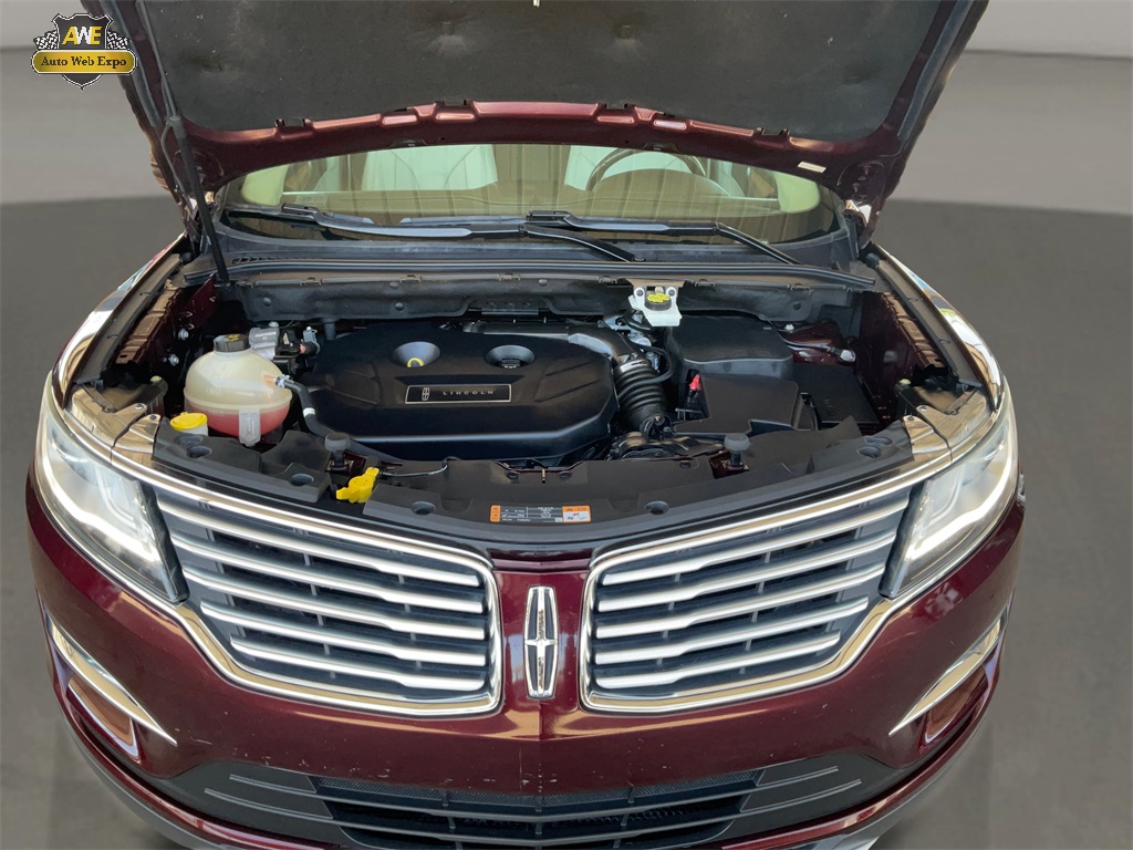 Vehicle image 56 of 59