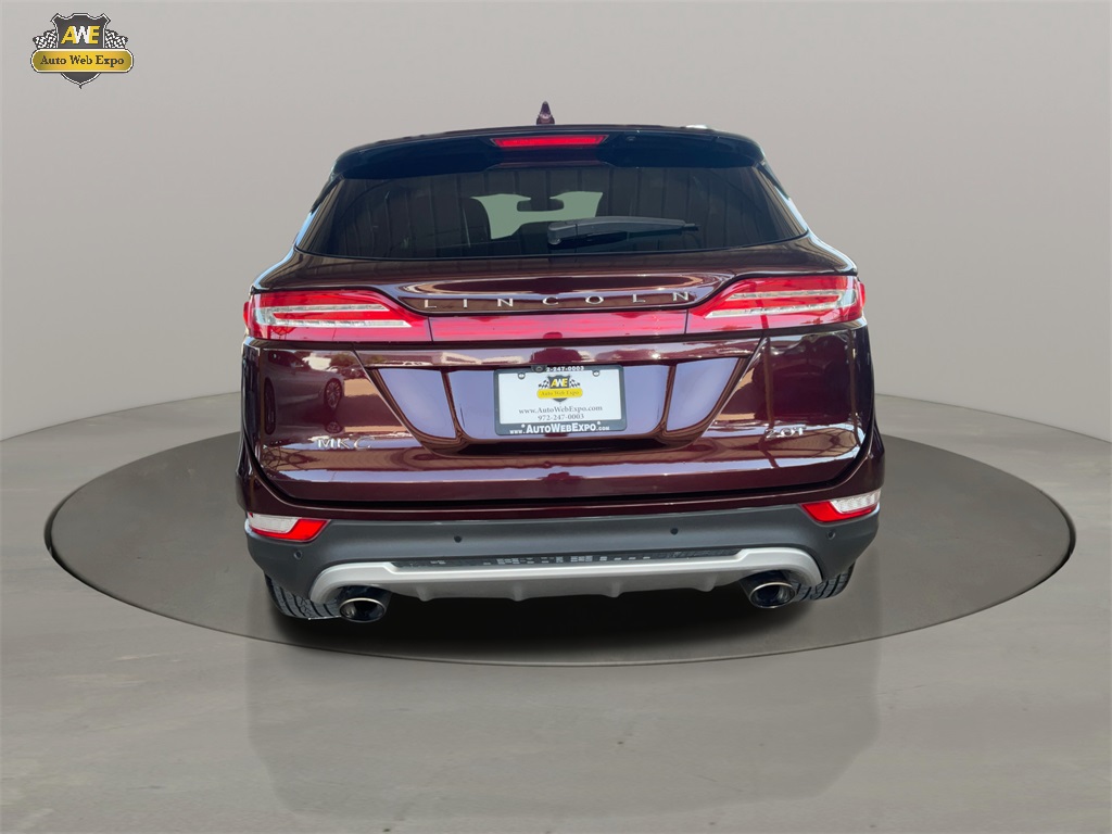 Vehicle image 5 of 59