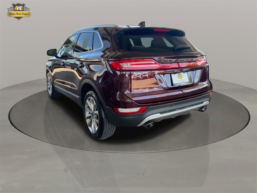 Vehicle image 6 of 59