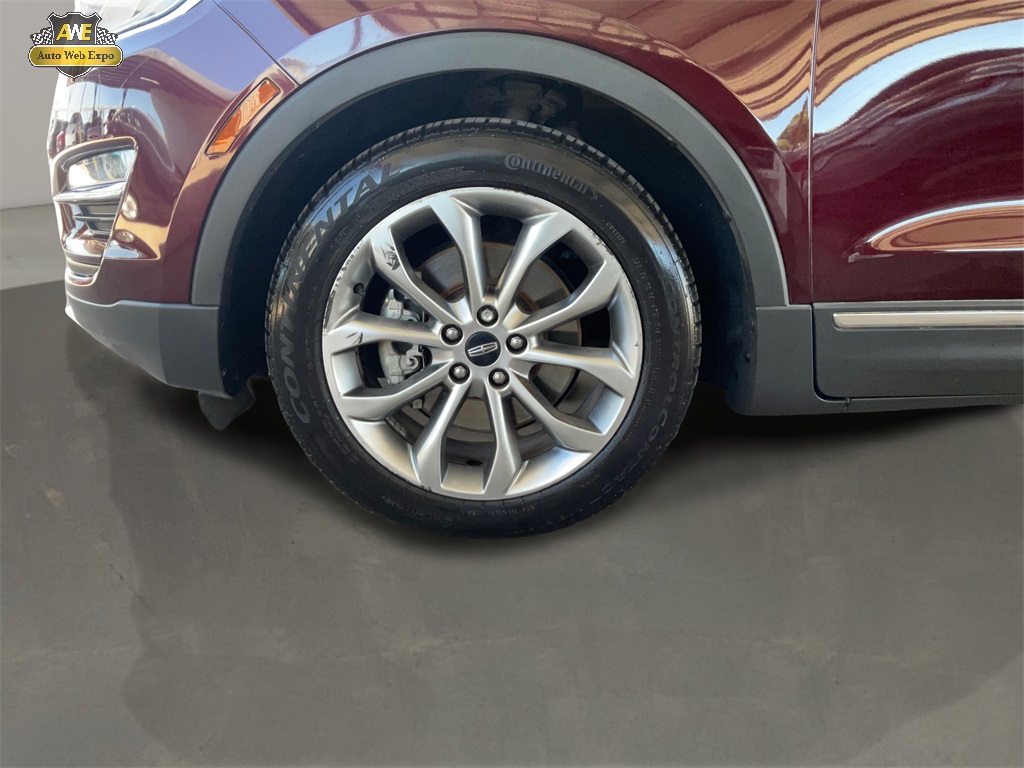 Vehicle image 11 of 59