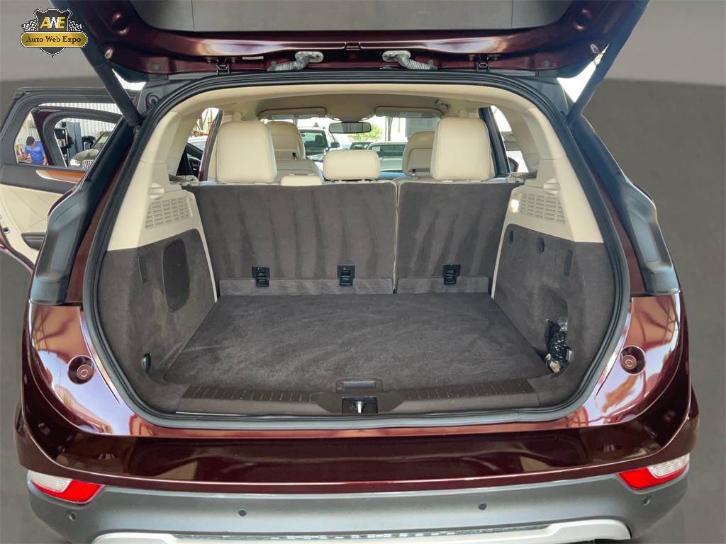 Vehicle image 14 of 59