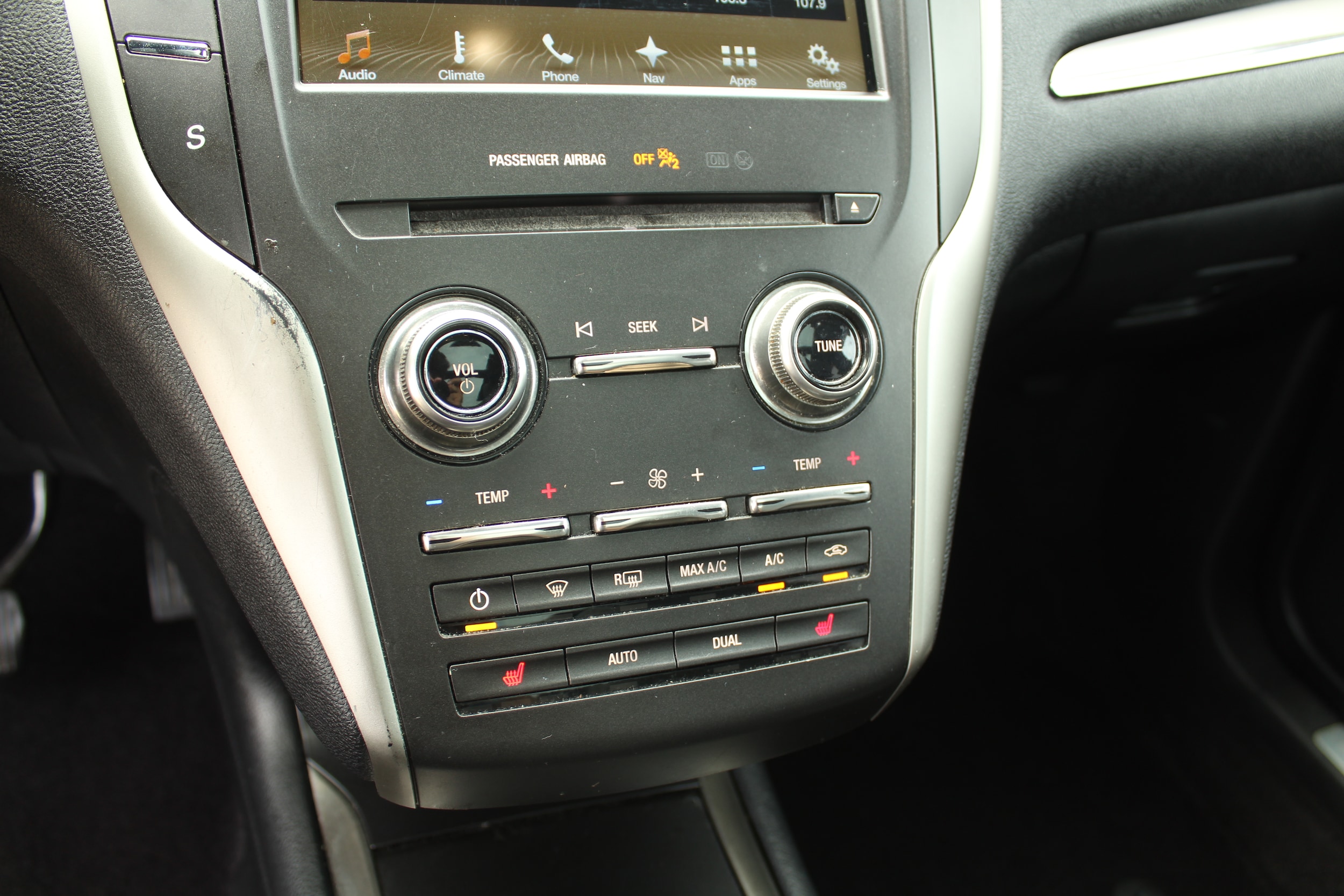 2017 Lincoln MKC Select Image 11 of 17