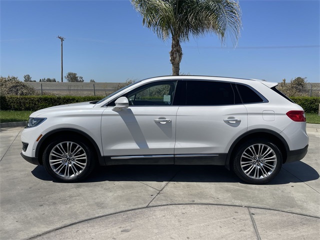Vehicle image 8 of 36