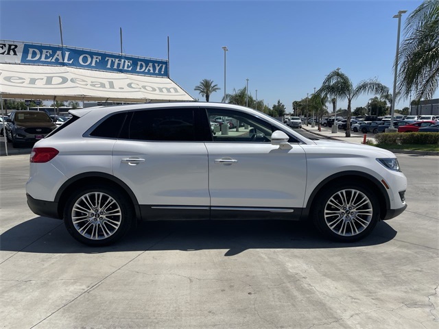 Vehicle image 4 of 36