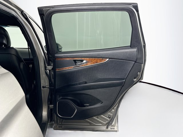 2017 Lincoln MKX Reserve Image 29 of 30