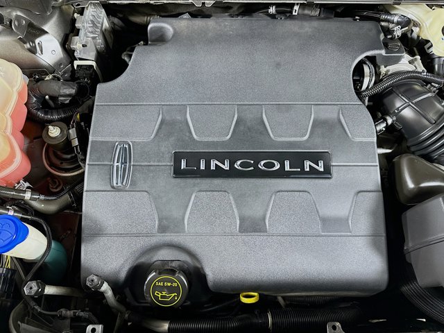 2017 Lincoln MKX Reserve Image 9 of 30