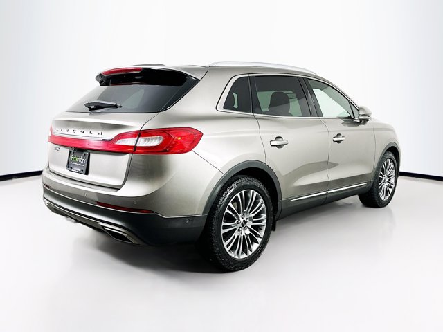 2017 Lincoln MKX Reserve Image 5 of 30