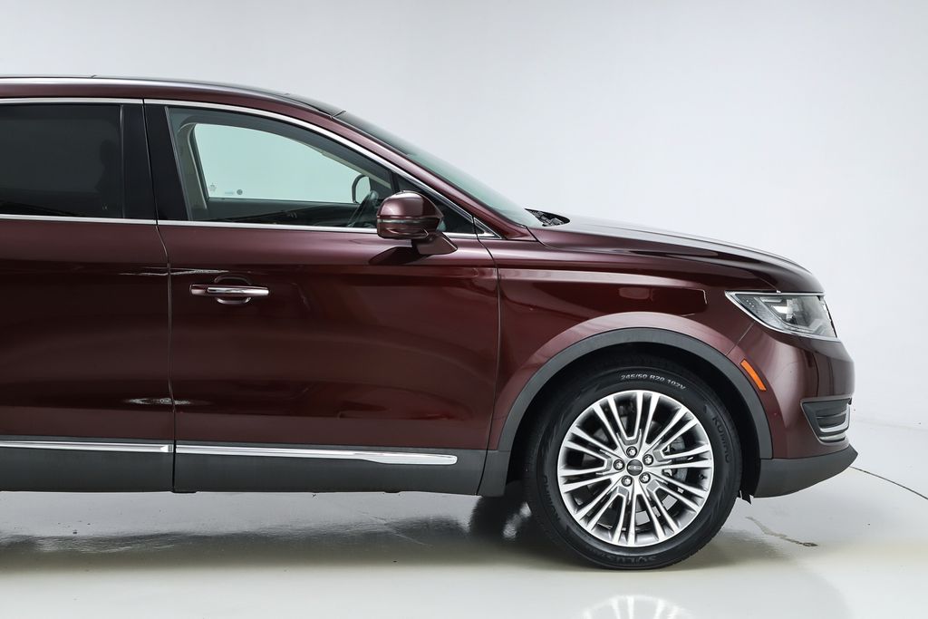 2017 Lincoln MKX Reserve Image 11 of 82