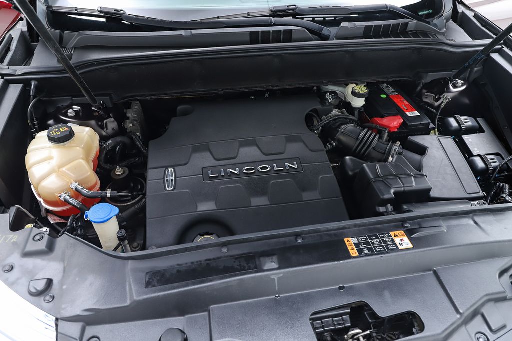 2017 Lincoln MKX Reserve Image 25 of 82