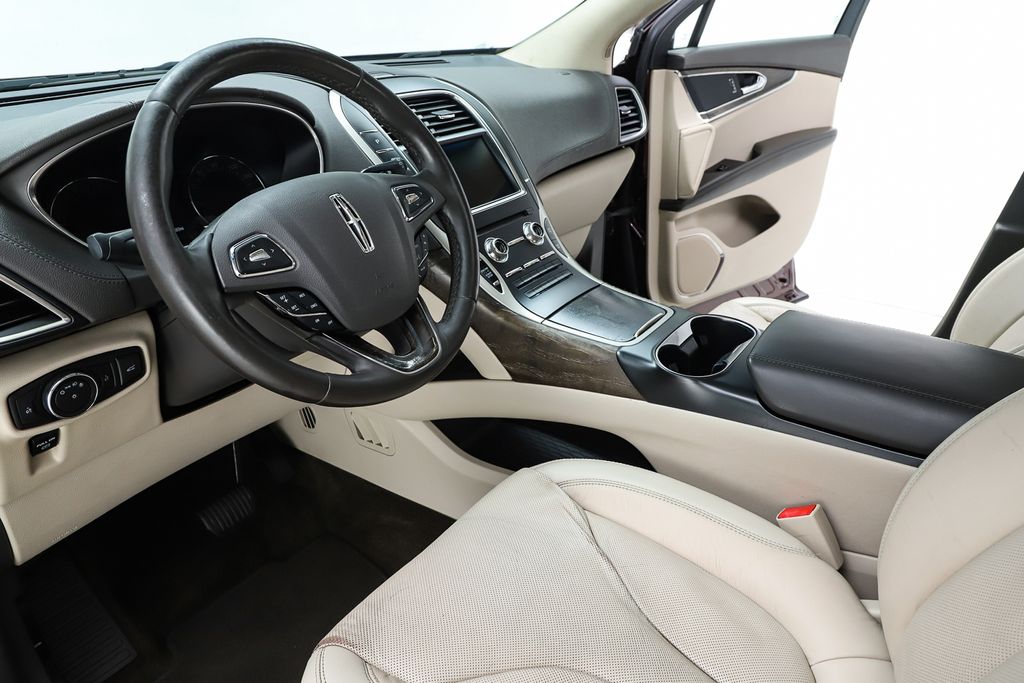 2017 Lincoln MKX Reserve Image 47 of 82