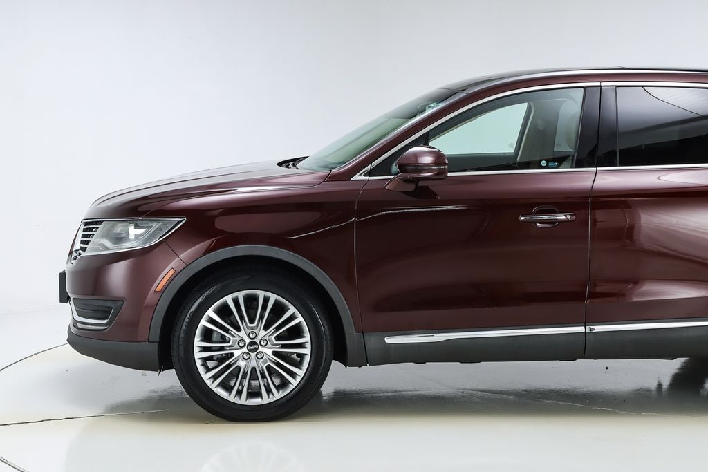 2017 Lincoln MKX Reserve Image 3 of 82
