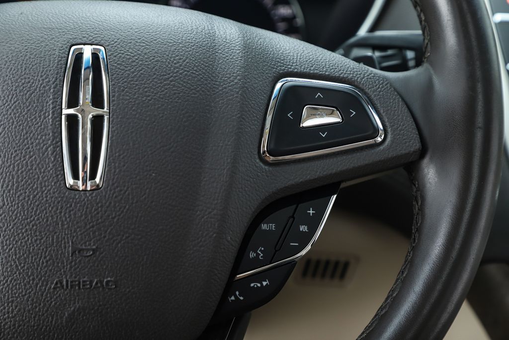 2017 Lincoln MKX Reserve Image 71 of 82