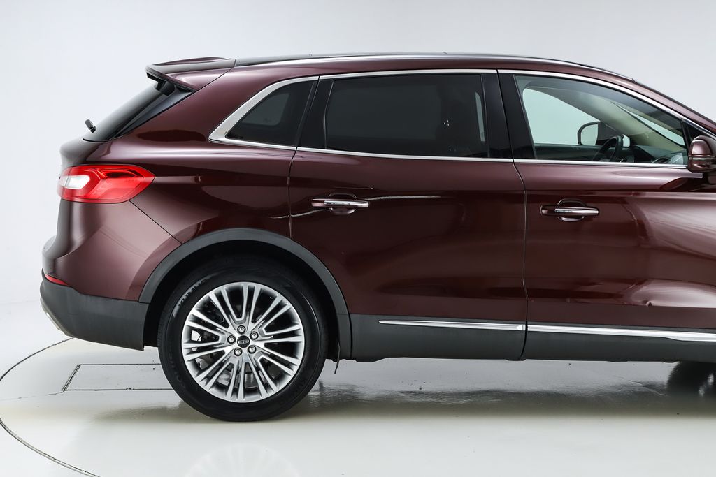 2017 Lincoln MKX Reserve Image 14 of 82