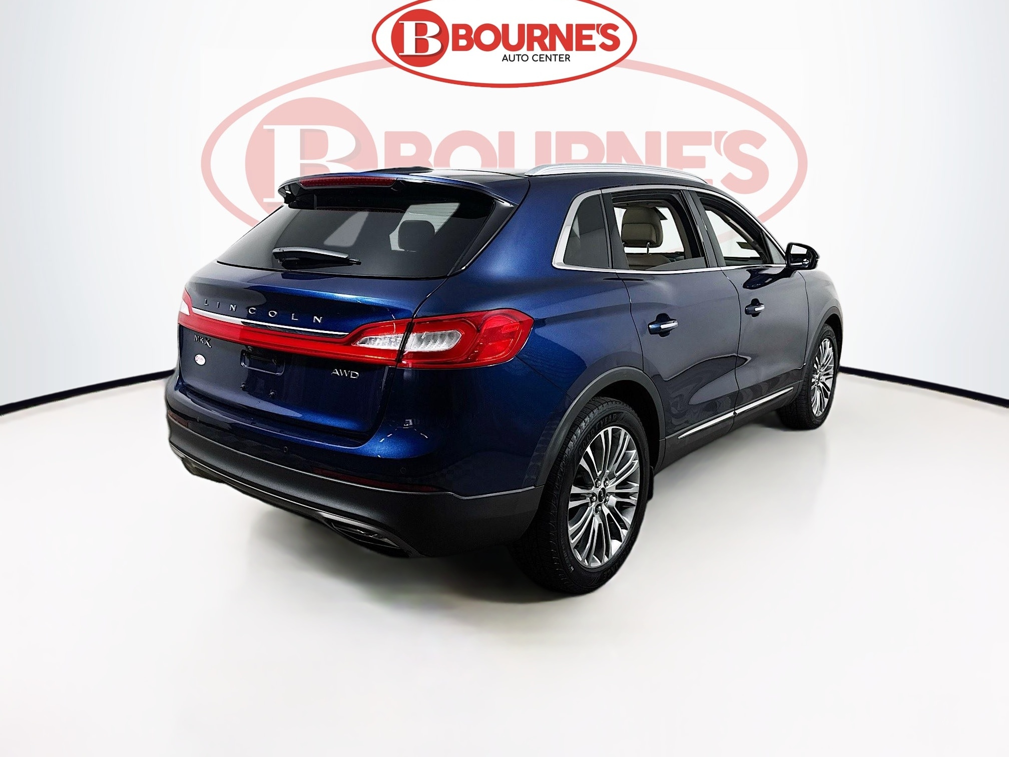 Vehicle image 5 of 32