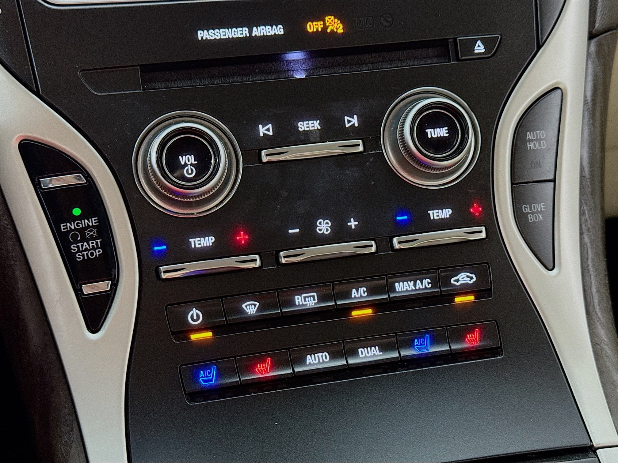 Vehicle image 24 of 32
