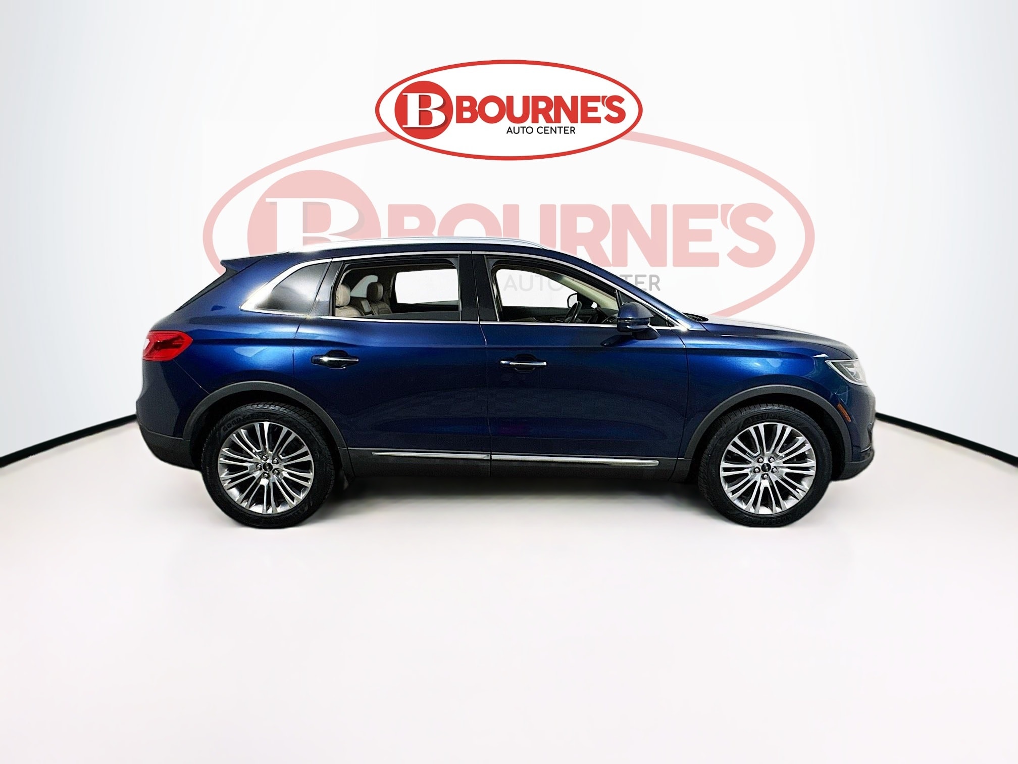 Vehicle image 4 of 32