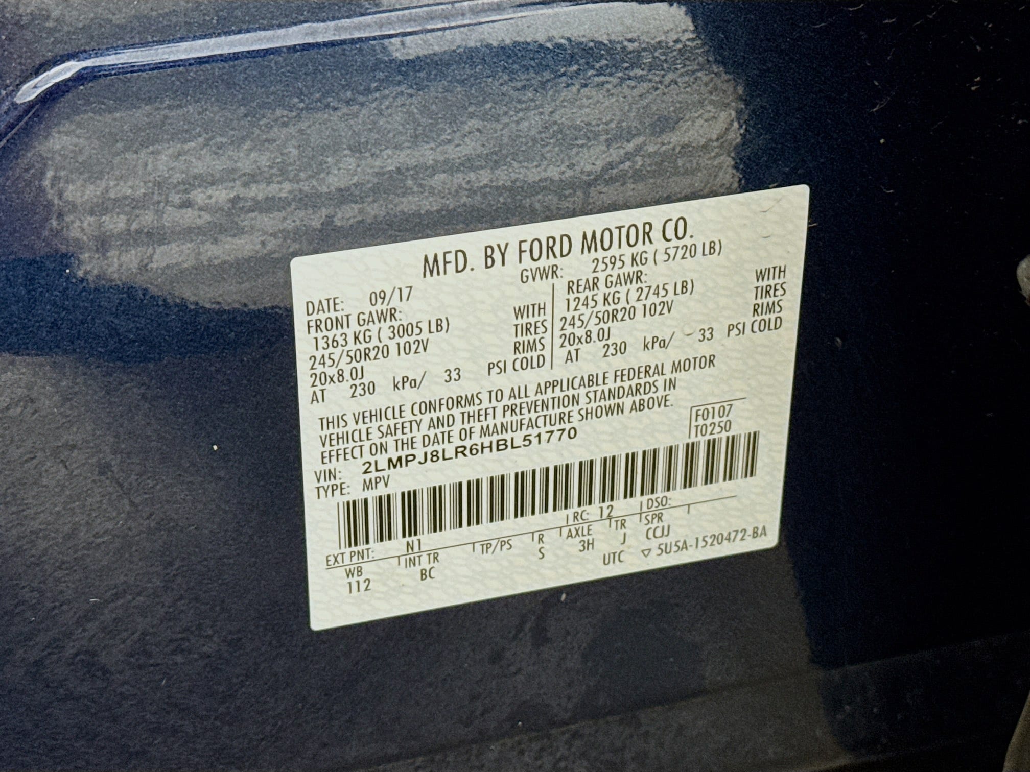 Vehicle image 27 of 32