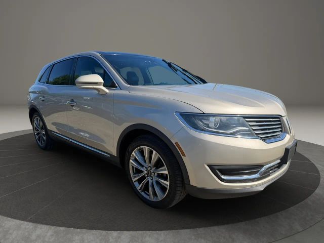 2017 Lincoln MKX Reserve Image 3 of 34