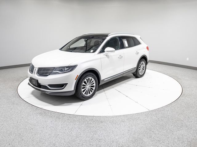 2017 Lincoln MKX Select Image 1 of 34