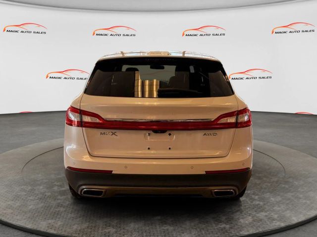 2017 Lincoln MKX Select Image 3 of 33