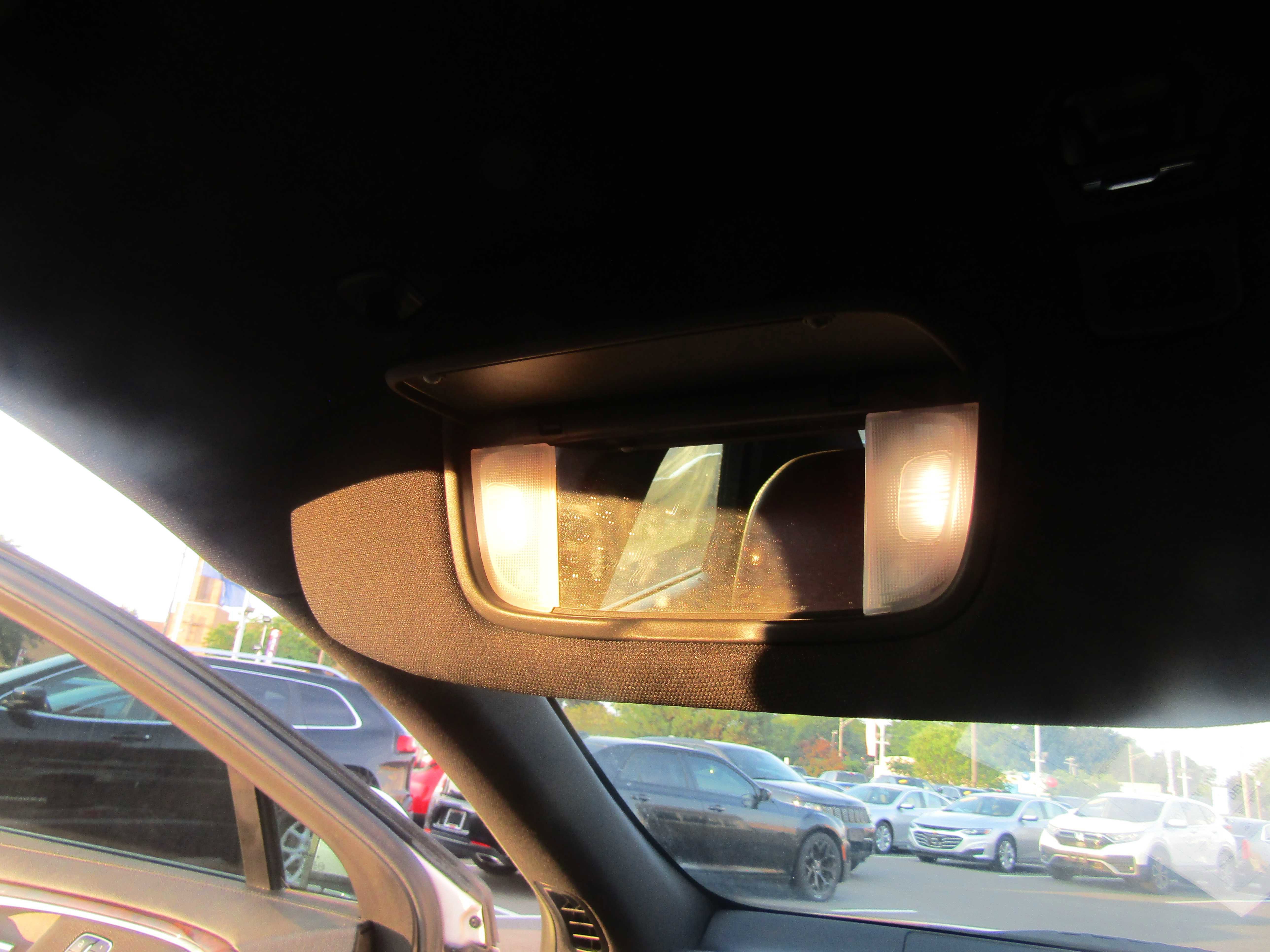 2017 Lincoln MKZ Hybrid Reserve Image 21 of 22