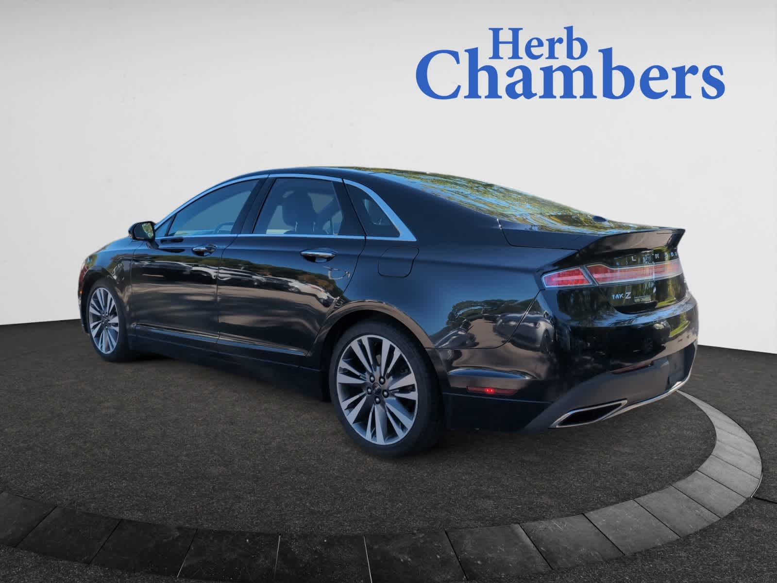 2017 Lincoln MKZ Reserve Image 6 of 22