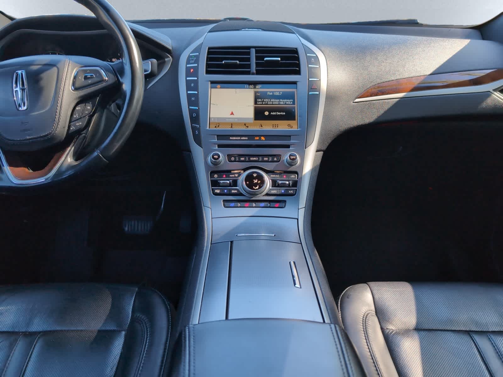 2017 Lincoln MKZ Reserve Image 12 of 22