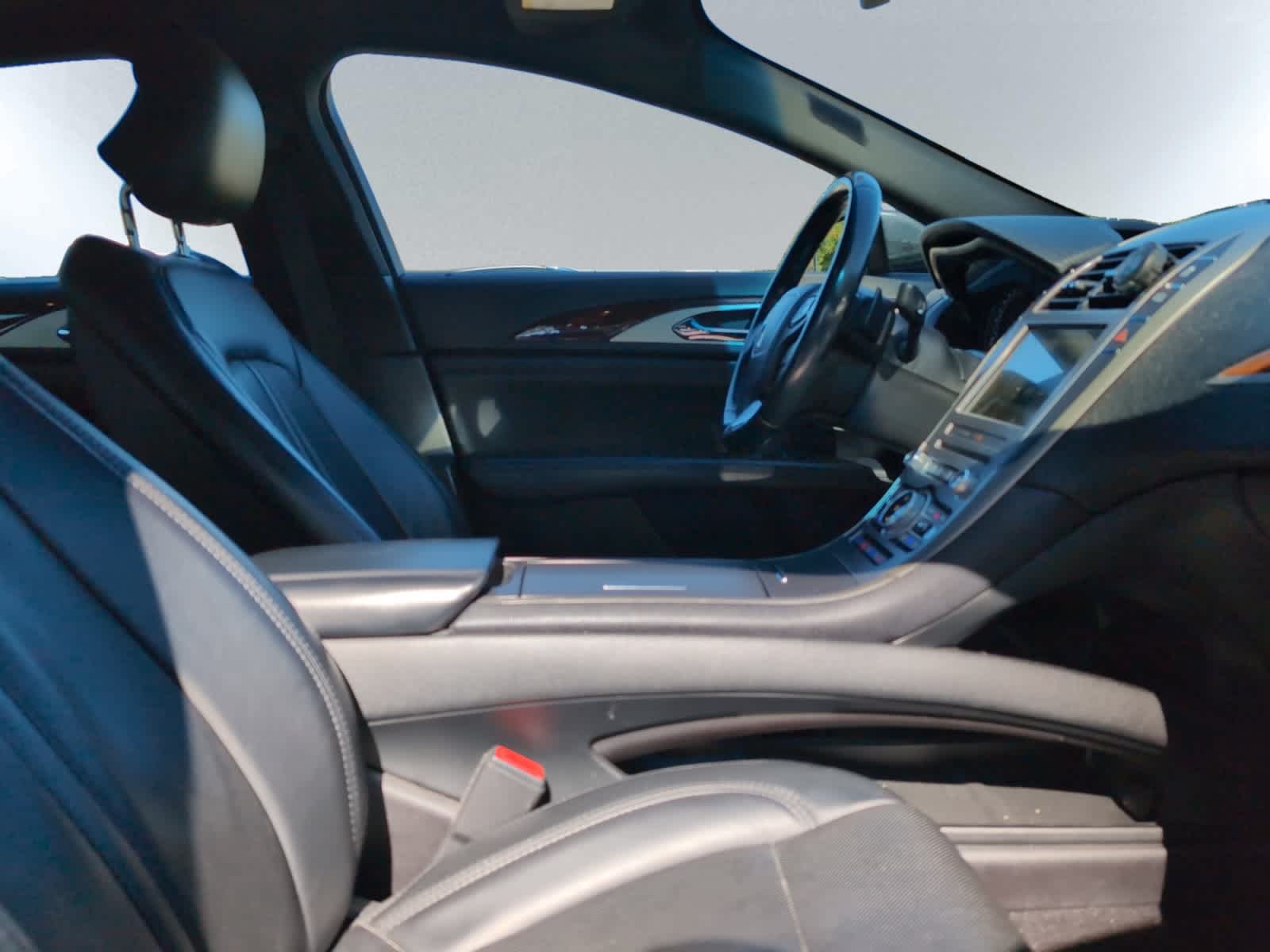 2017 Lincoln MKZ Reserve Image 10 of 22