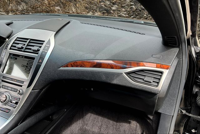 Vehicle image 16 of 33