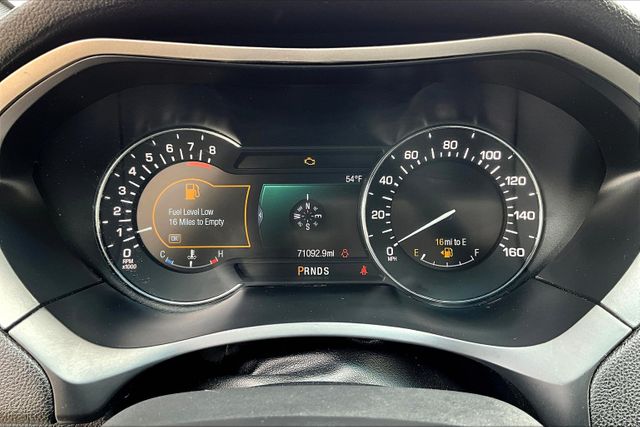 Vehicle image 19 of 33