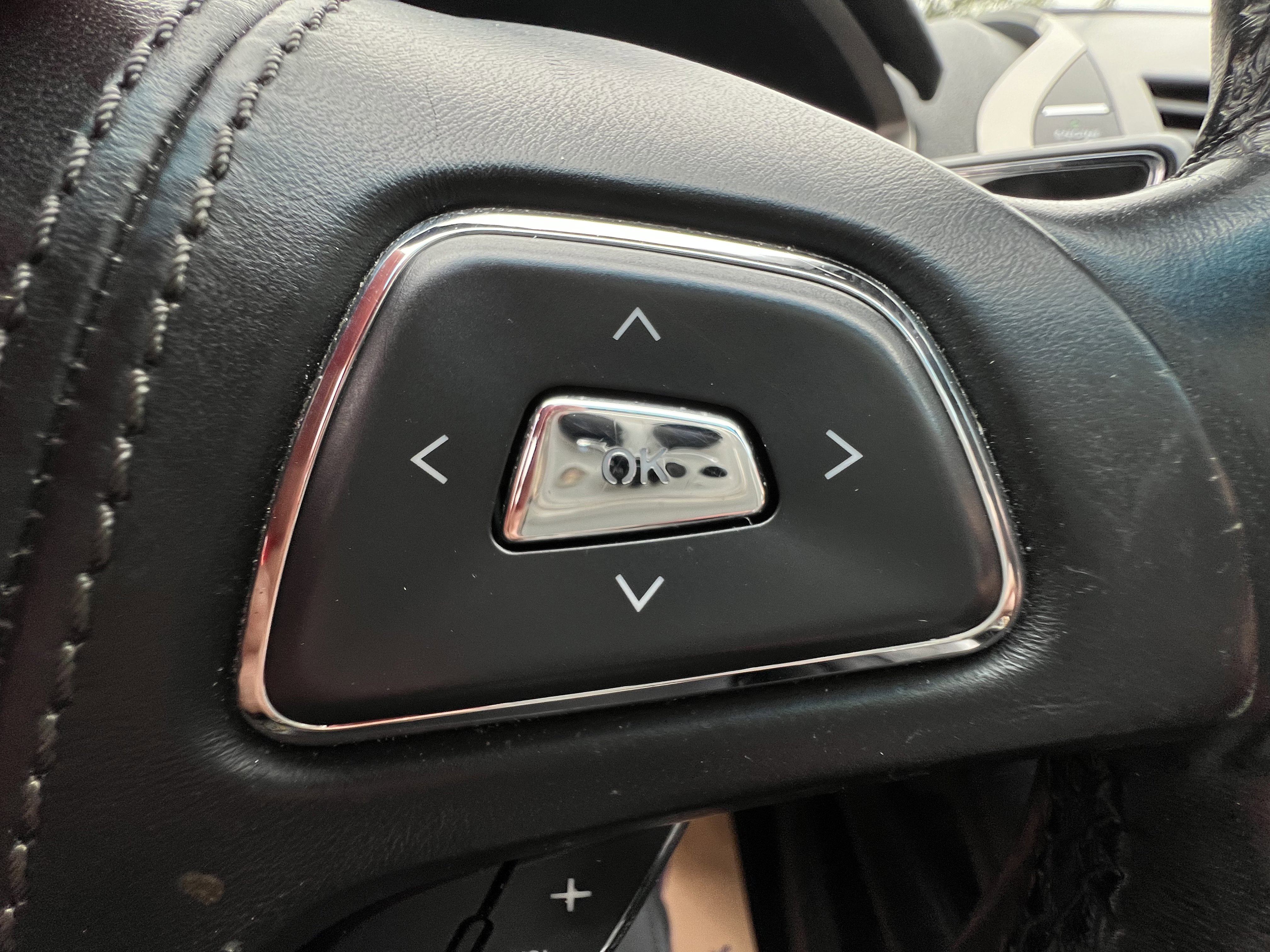 2017 Lincoln MKZ Reserve Image 22 of 32