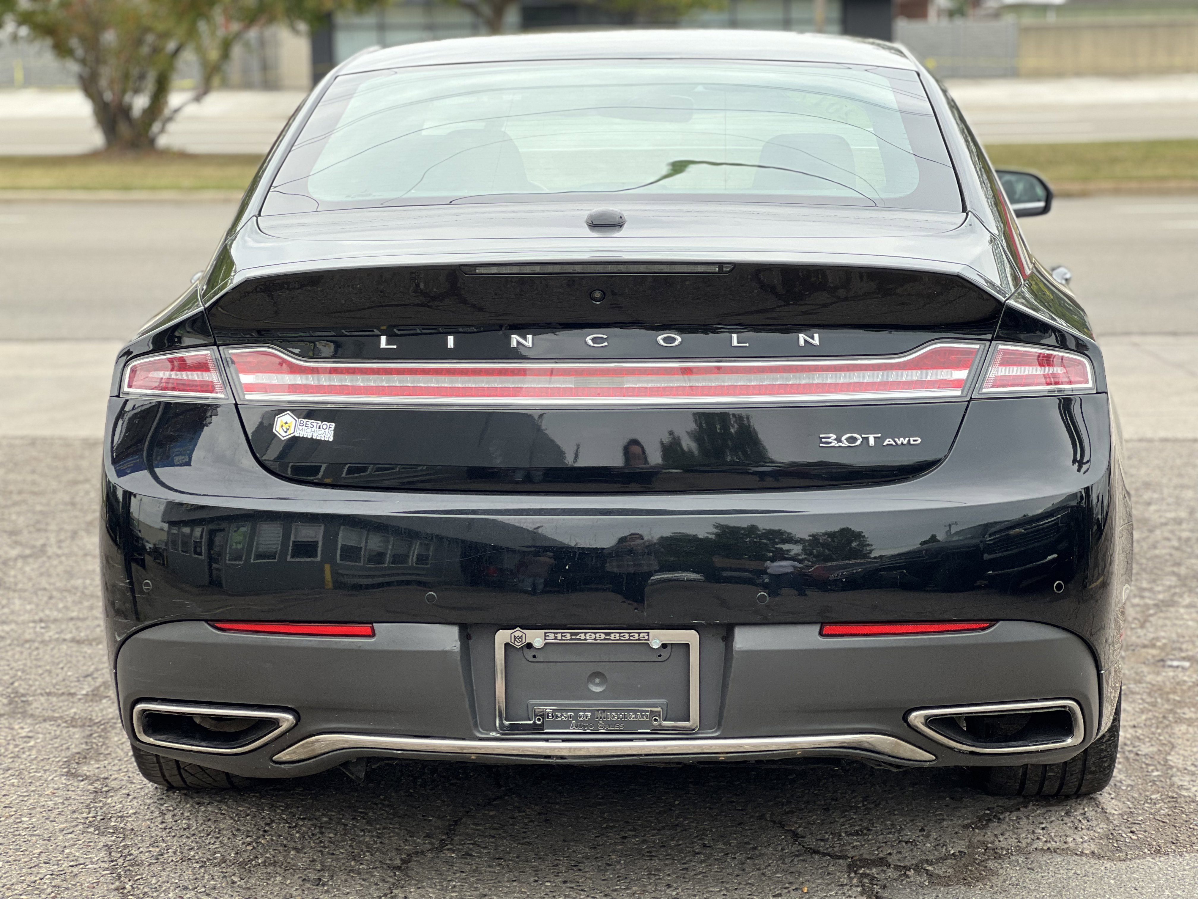 2017 Lincoln MKZ Reserve Image 7 of 32
