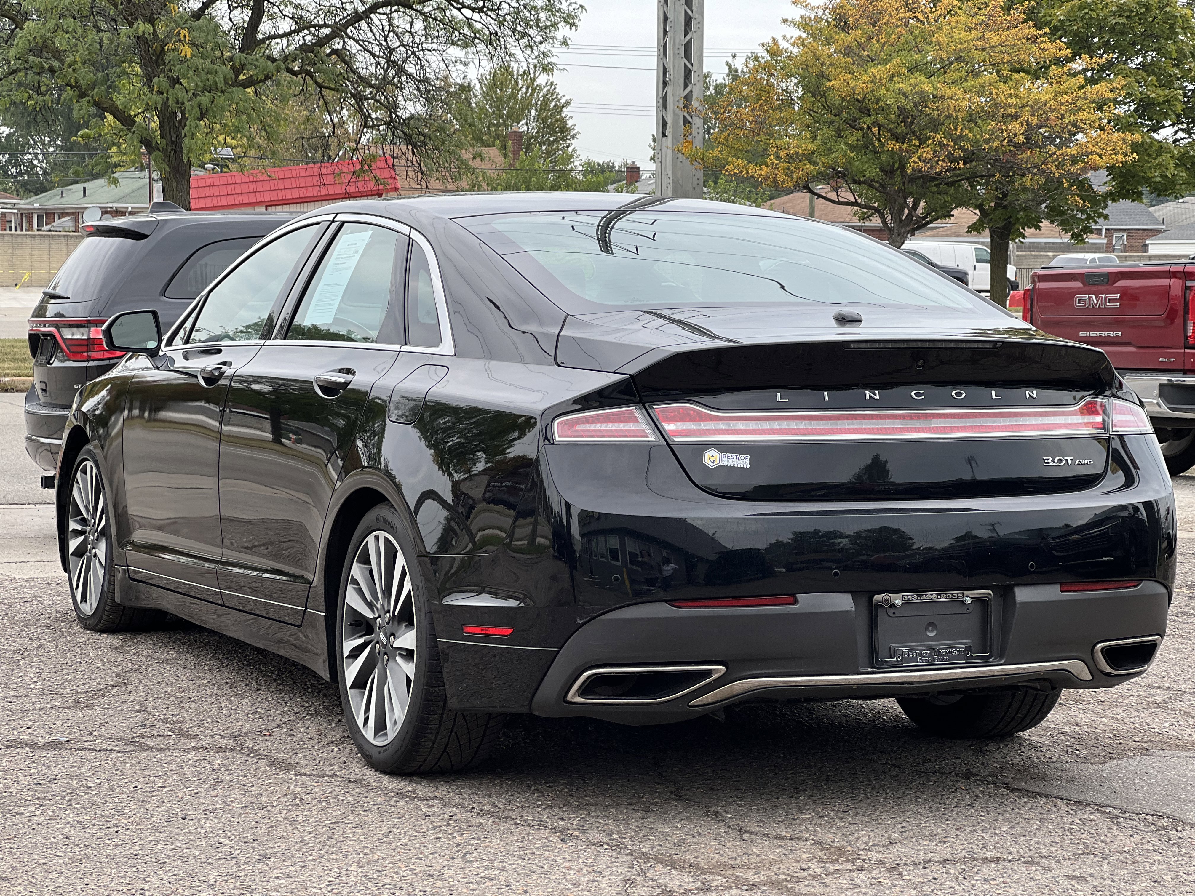 2017 Lincoln MKZ Reserve Image 8 of 32