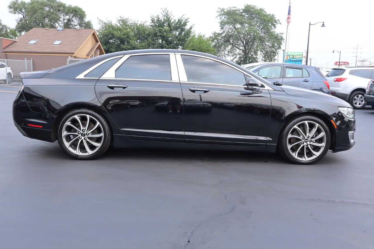 2017 Lincoln MKZ Reserve Image 3 of 24
