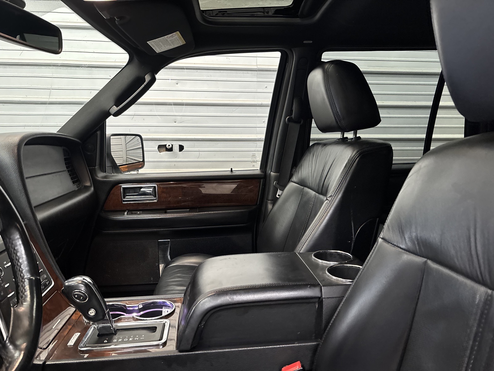 2017 Lincoln Navigator L Select Image 17 of 36