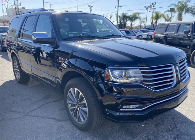 Vehicle image 3 of 24
