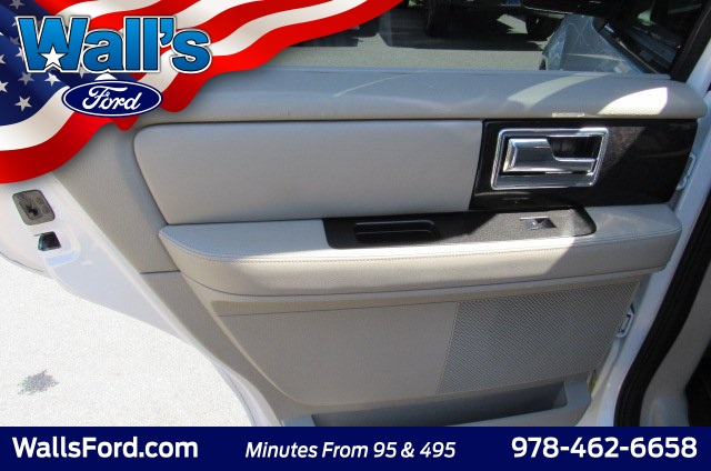 2017 Lincoln Navigator Select Image 20 of 33