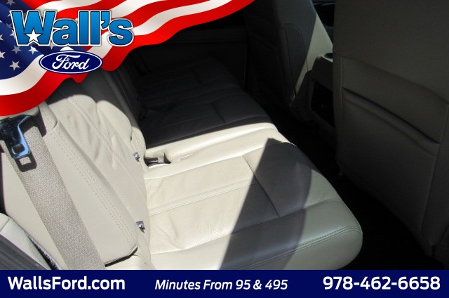 2017 Lincoln Navigator Select Image 27 of 33