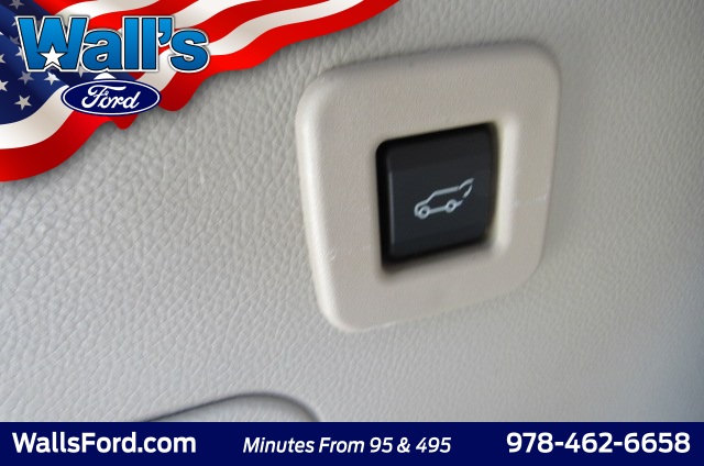 2017 Lincoln Navigator Select Image 25 of 33