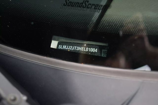 2017 Lincoln Navigator Select Image 66 of 66