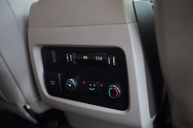 2017 Lincoln Navigator Select Image 63 of 66