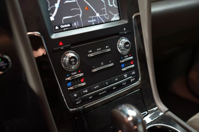 2017 Lincoln Navigator Select Image 45 of 66