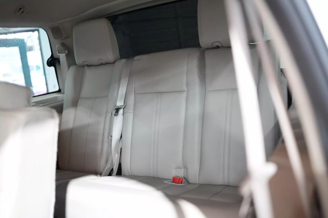 2017 Lincoln Navigator Select Image 58 of 66